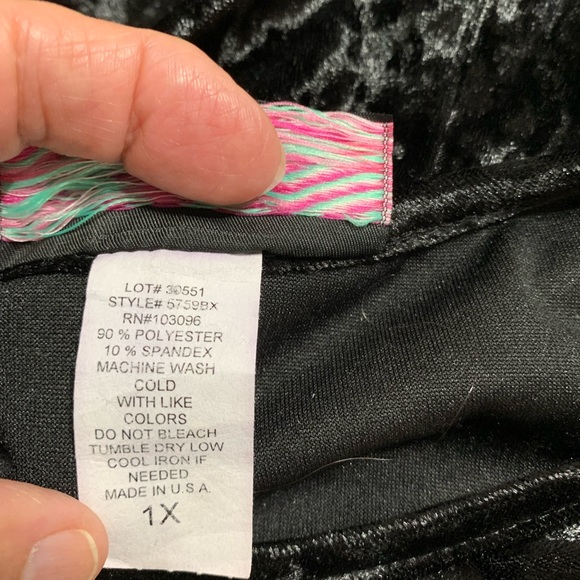 Say Any Thing, black, 1X, great shape - Picture 4 of 4